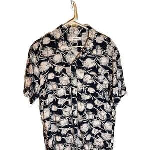 The Rail Men's XL Black and White Floral Print Short Sleeve Button Up Camp Shirt